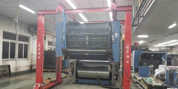 廠房設(shè)備吊裝選擇屹星機電設(shè)備搬運公司